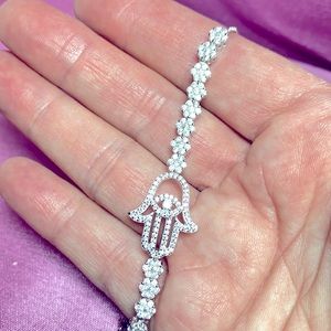 Bella Luce White Diamond Simulant Bracelet